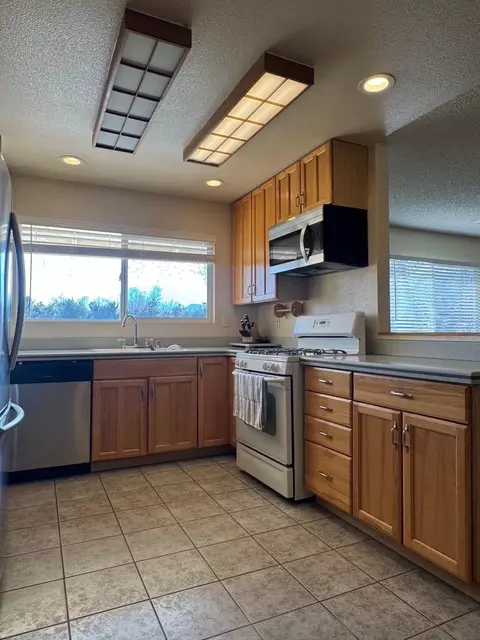 Kitchen - 121 E Pangborn St, Lone Pine, CA 93545 photo 2 of 2