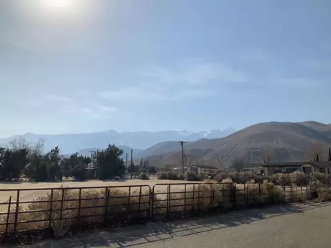 Exterior - 121 E Pangborn St, Lone Pine, CA 93545 photo 15 of 15