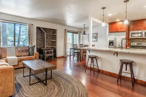 152 Viewpoint Rd UNIT MAMMOTH, Mammoth Lakes, CA 93546