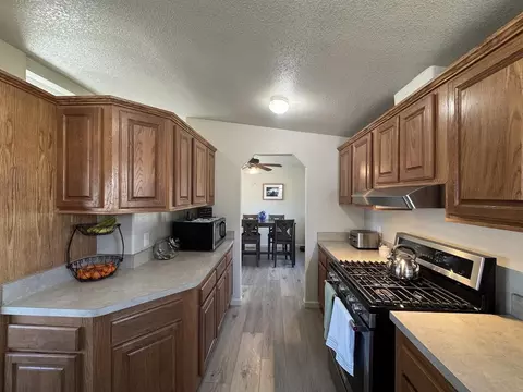 352 Wofford Rd, Chalfant, CA 93514 photo 9