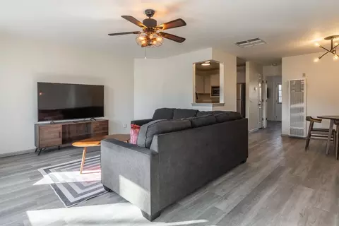 852 Crosby St #8, Bishop, CA 93514 photo 6