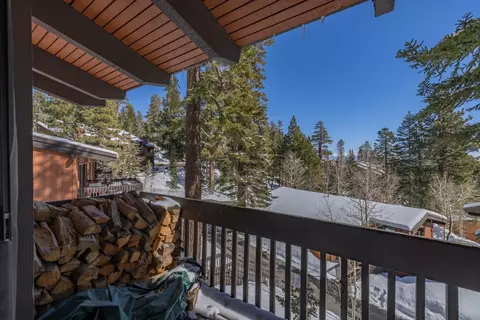 808 Canyon Blvd #138, Mammoth Lakes, CA 93546