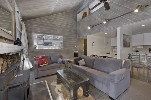 305 Azimuth #N8, Mammoth Lakes, CA 93546