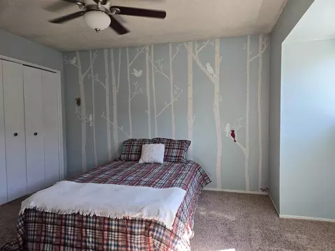 Bedroom - 3028 Laurel Rd, Bishop, CA 93514 photo 2 of 2