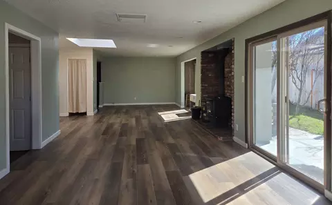 Living - 3028 Laurel Rd, Bishop, CA 93514 photo 1 of 3