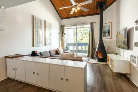 137 Laurel Mountain Rd #227, Mammoth Lakes, CA 93546