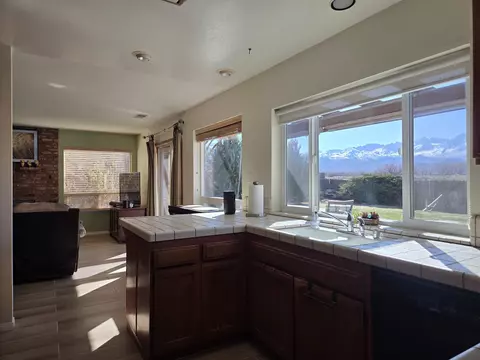 1631 Shoshone Dr, Bishop, CA 93514 photo 7