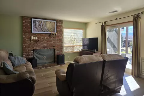 1631 Shoshone Dr, Bishop, CA 93514 photo 4