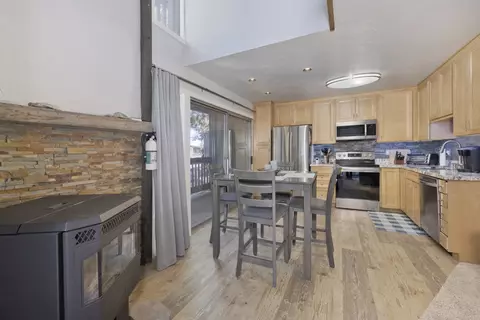 286 Old Mammoth Rd #37, Mammoth Lakes, CA 93546