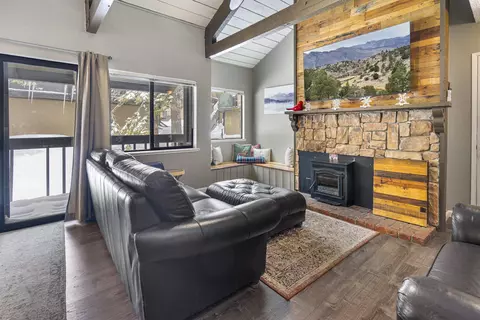 1629 Majestic Pines Dr #56, Mammoth Lakes, CA 93546