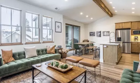 1463 Boulder Crk #1463, Mammoth Lakes, CA 93546