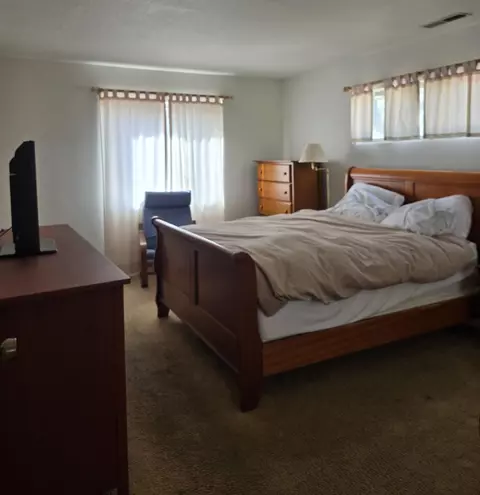 Bedroom - 175 Hanby Ave, Bishop, CA 93514 photo 1 of 2