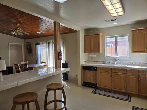 175 Hanby Ave, Bishop, CA 93514 photo 7