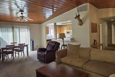 175 Hanby Ave, Bishop, CA 93514 photo 4