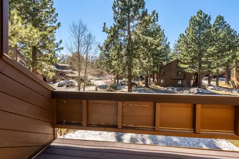 2 Arrowhead Dr #14, Mammoth Lakes, CA 93546