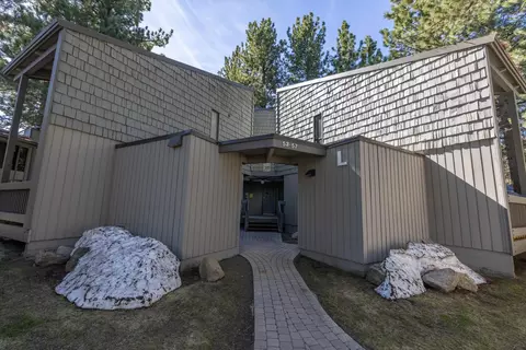 286 Old Mammoth Apt 56 Rd #56, Mammoth Lakes, CA 93546