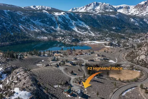 43 Highlands Pl, June Lake, CA 93529