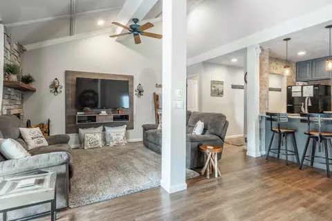 362 Old Mammoth Rd #4, Mammoth Lakes, CA 93546