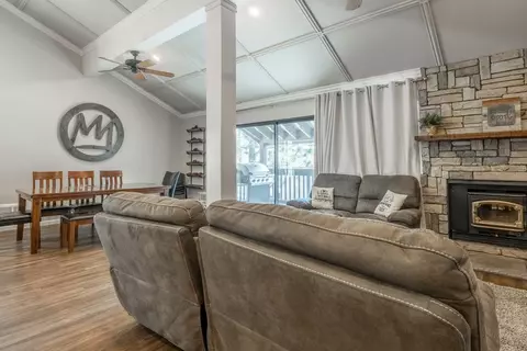 362 Old Mammoth Rd #4, Mammoth Lakes, CA 93546