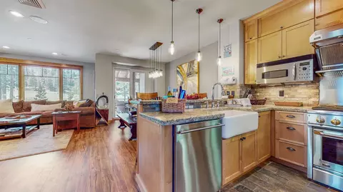 11 Bear Ct #3, Mammoth Lakes, CA 93546 photo 16