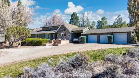 2492 Highway 182, Bridgeport, CA 93517