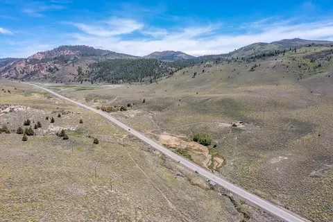 6 Us 395, Bridgeport, CA 93517