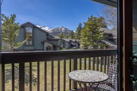 417 Snowcreek Rd #417, Mammoth Lakes, CA 93546