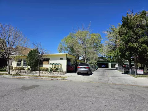 Exterior - 363 Short St, Bishop, CA 93514 photo 2 of 7