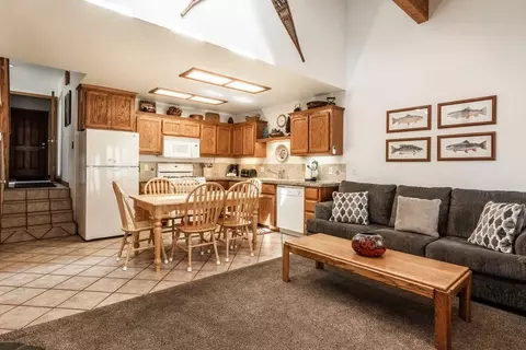 4684 Highway 158 #11, June Lake, CA 93529