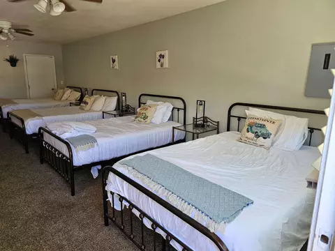 Bedroom - 331 S Warren St, Bishop, CA 93514 photo 5 of 5