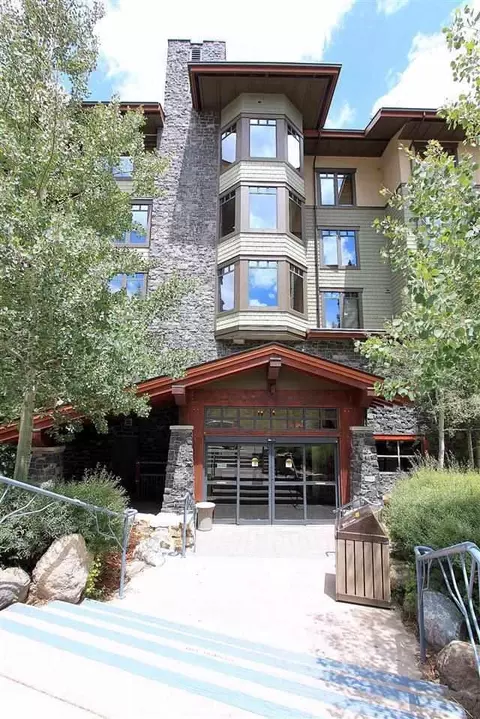 100 Canyon Blvd #3321, Mammoth Lakes, CA 93546