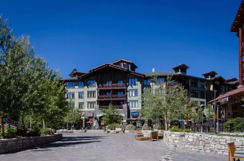 100 Canyon Blvd #3321, Mammoth Lakes, CA 93546