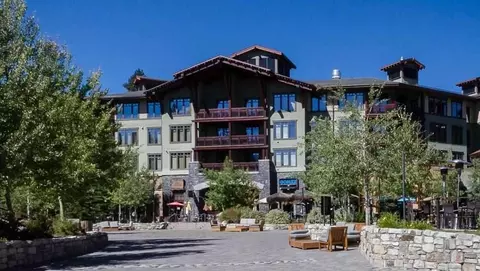 100 Canyon Blvd #3321, Mammoth Lakes, CA 93546