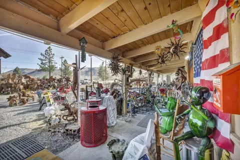 Exterior - 106979-106993 Us Hwy 395, Walker, CA 96107 photo 9 of 9