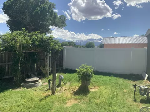 2344 Edinburgh Ave, Bishop, CA 93514 photo 8