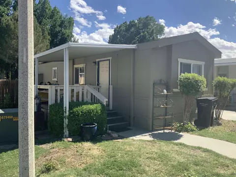 2344 Edinburgh Ave, Bishop, CA 93514