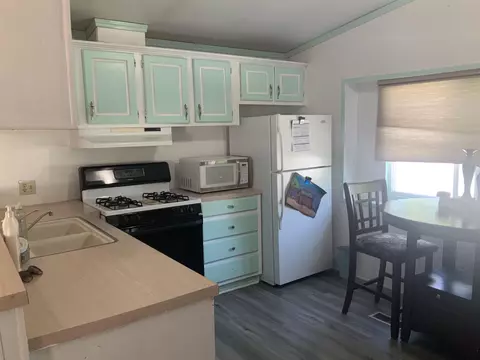 2344 Edinburgh Ave, Bishop, CA 93514 photo 4