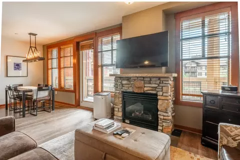 1111 Forest Trl #1315, Mammoth Lakes, CA 93546