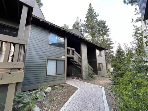 244 Lakeview Blvd #124, Mammoth Lakes, CA 93546