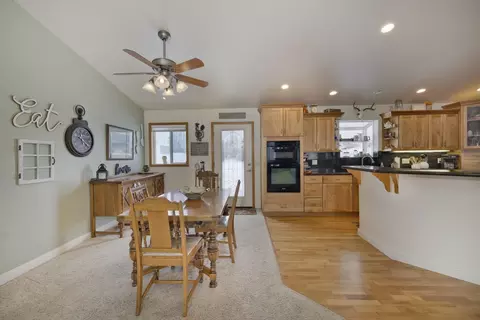 40 Paoha Dr, Lee Vining, CA 93541 photo 9