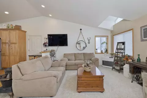 40 Paoha Dr, Lee Vining, CA 93541 photo 14