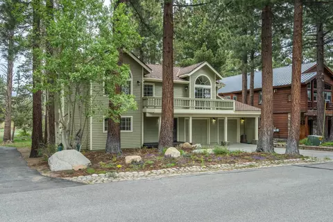 272 Ridge Way, Mammoth Lakes, CA 93546