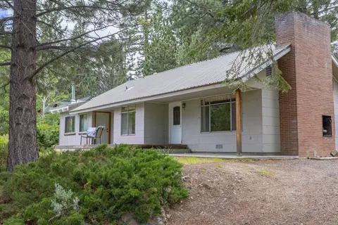 11681 Twin Lakes Rd, Bridgeport, CA 93517