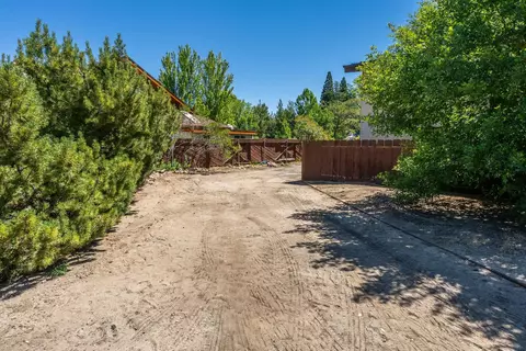 120 Desiderata, Bishop, CA 93514 photo 17