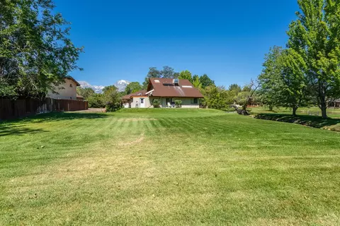 120 Desiderata, Bishop, CA 93514 photo 5