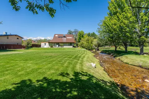 120 Desiderata, Bishop, CA 93514 photo 8
