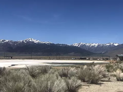 148 Jack Sawyer, Bridgeport, CA 93517