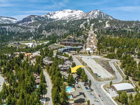 3253 Meridian Blvd E #16, Mammoth Lakes, CA 93546
