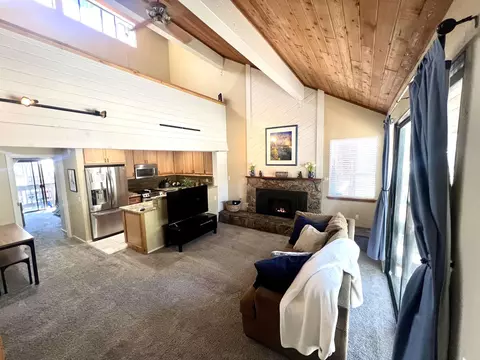 141 Arrowhead Dr #2, Mammoth Lakes, CA 93546
