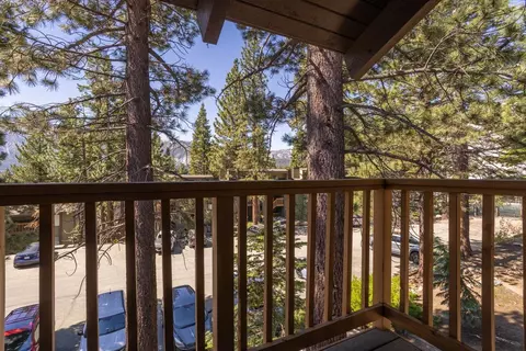 152 Viewpoint #120, Mammoth Lakes, CA 93546